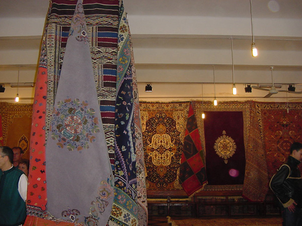 02519-Tangiers Carpet Factory
