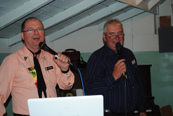 PJ_2010 274-Jeff & Tom